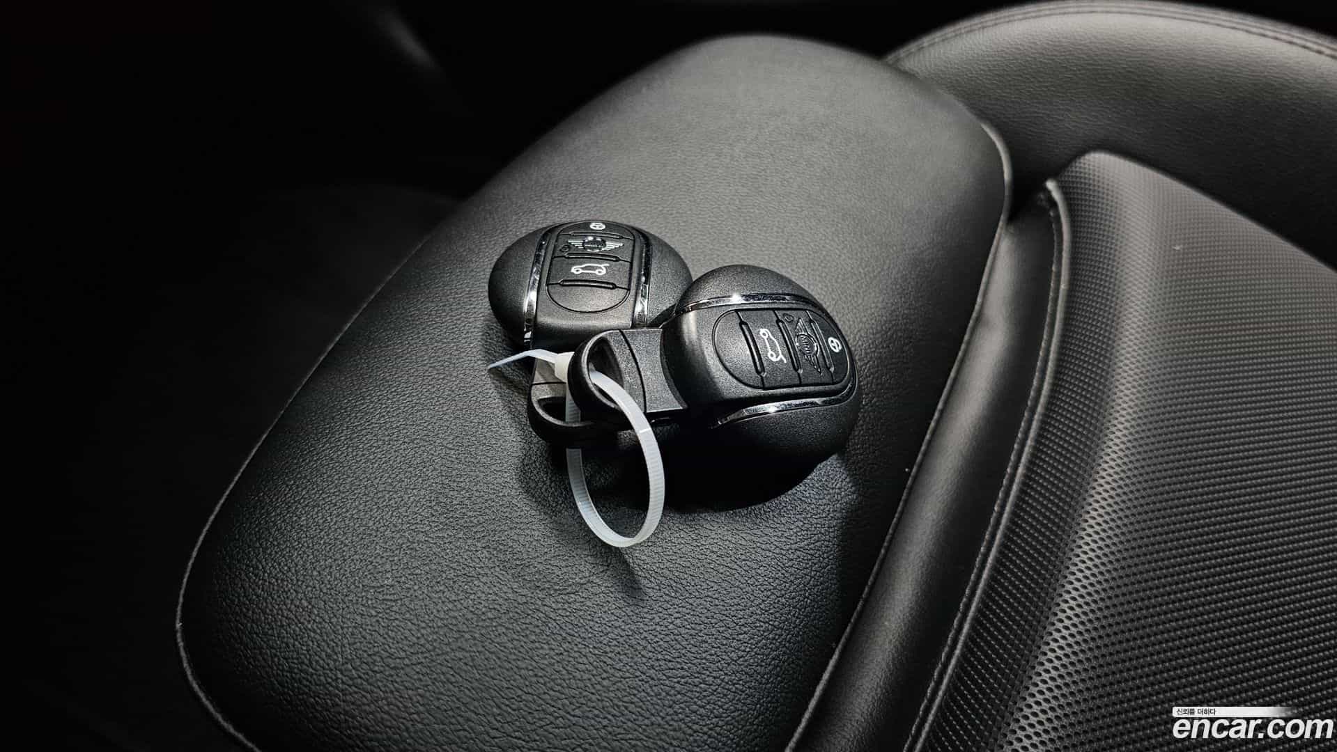 Cooper Mini 2021.2-OPTION-023