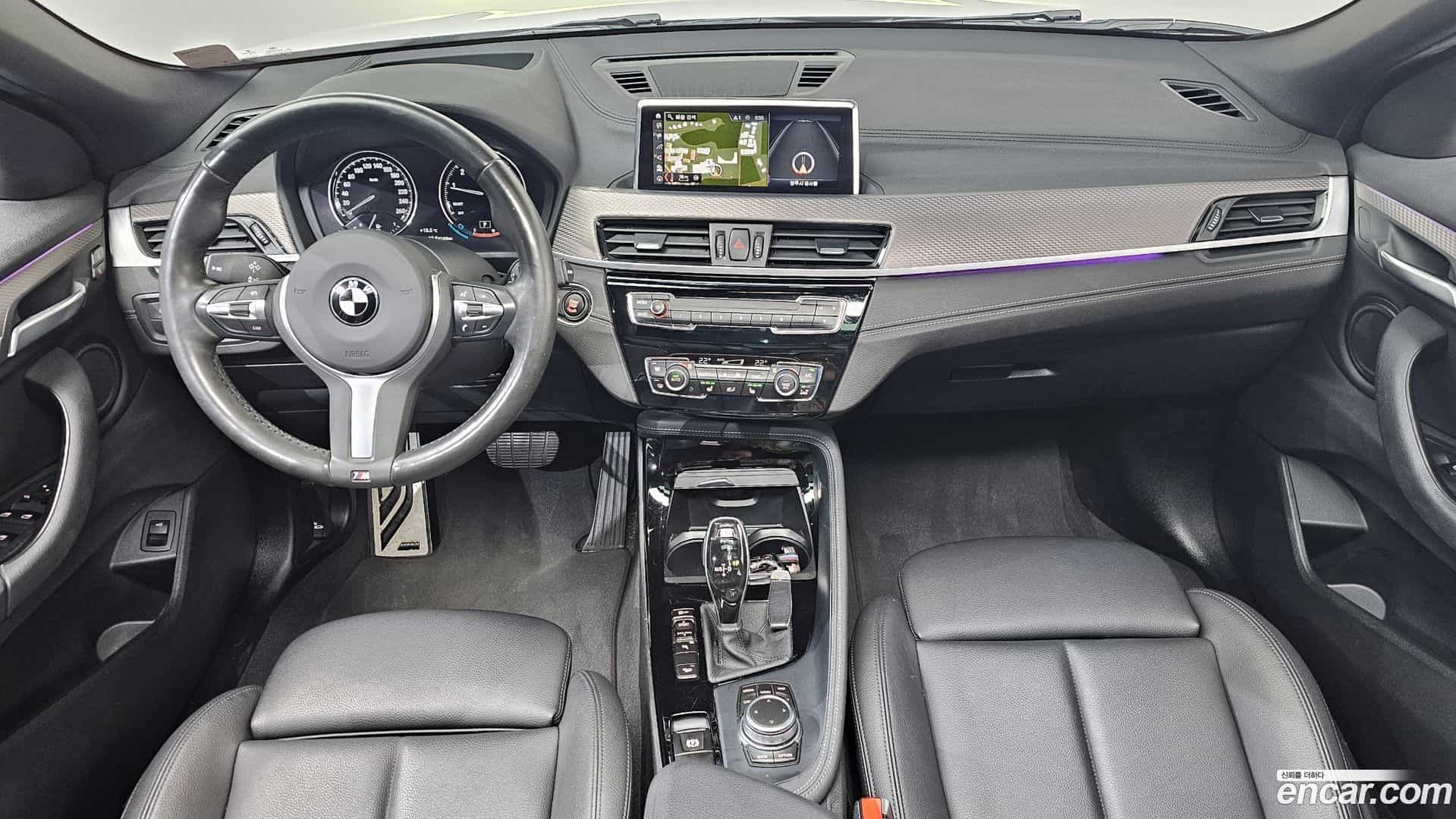 X2 (F39) BMW 2019.10-INNER-007
