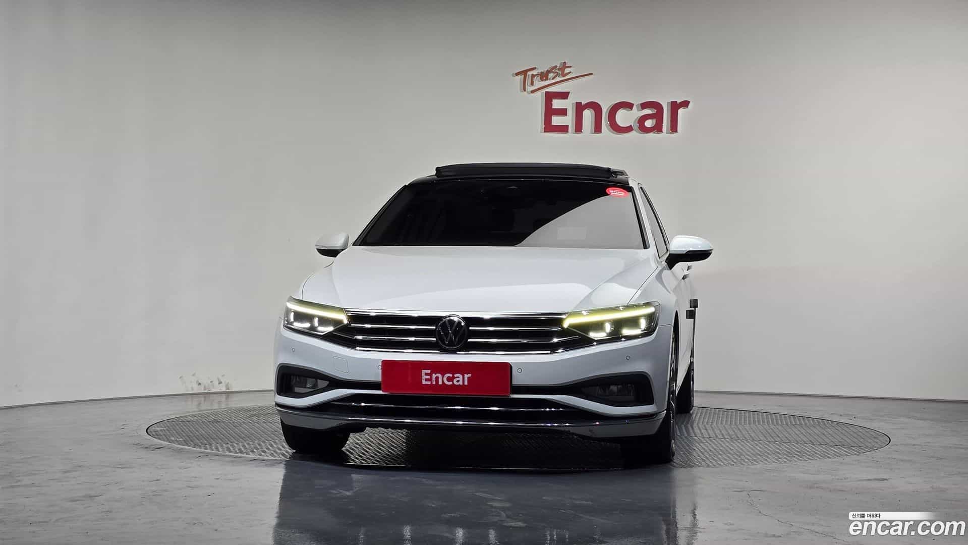 Passat Volkswagen 2021.5-OUTER-003