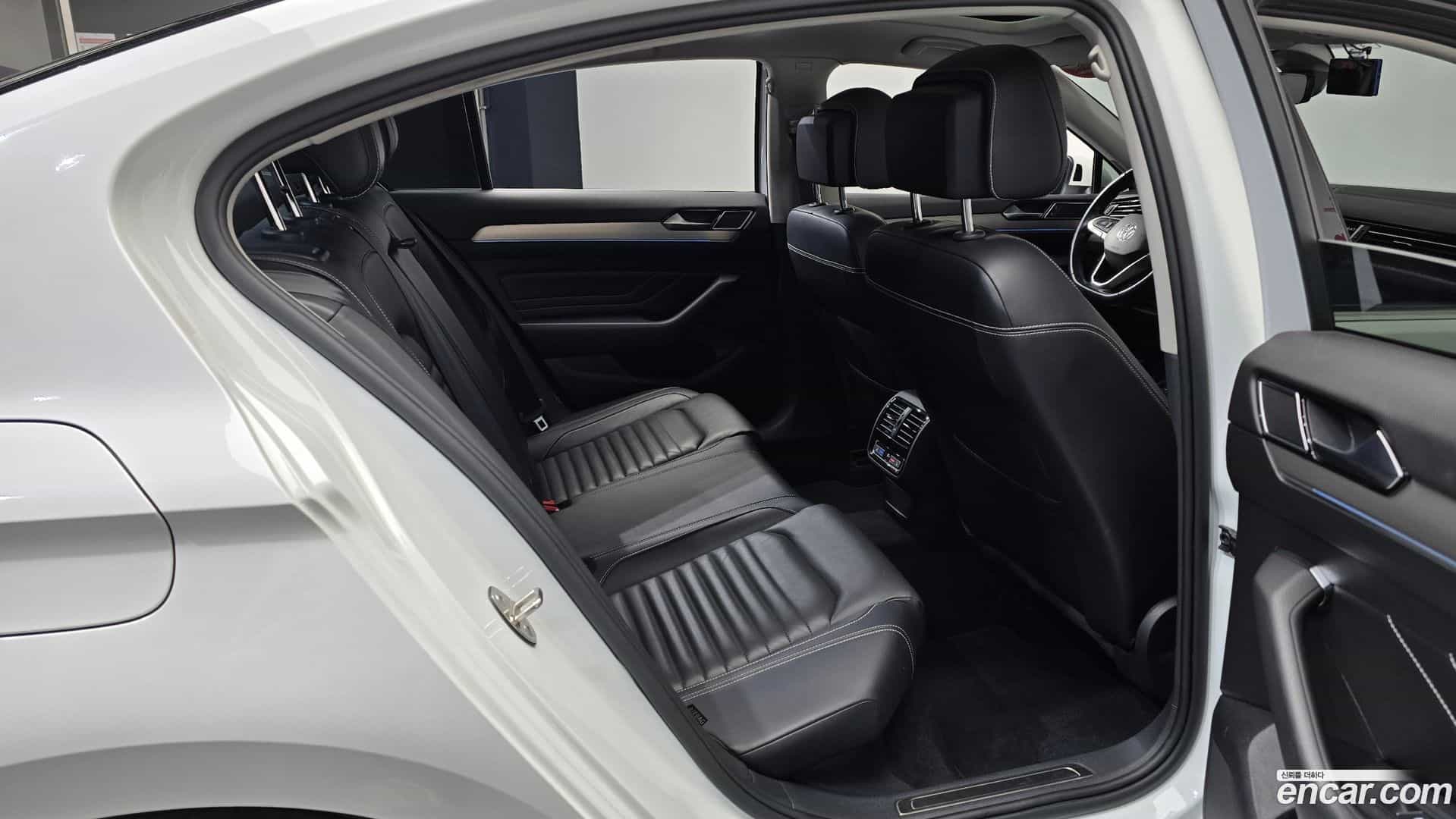 Passat Volkswagen 2021.5-OPTION-015