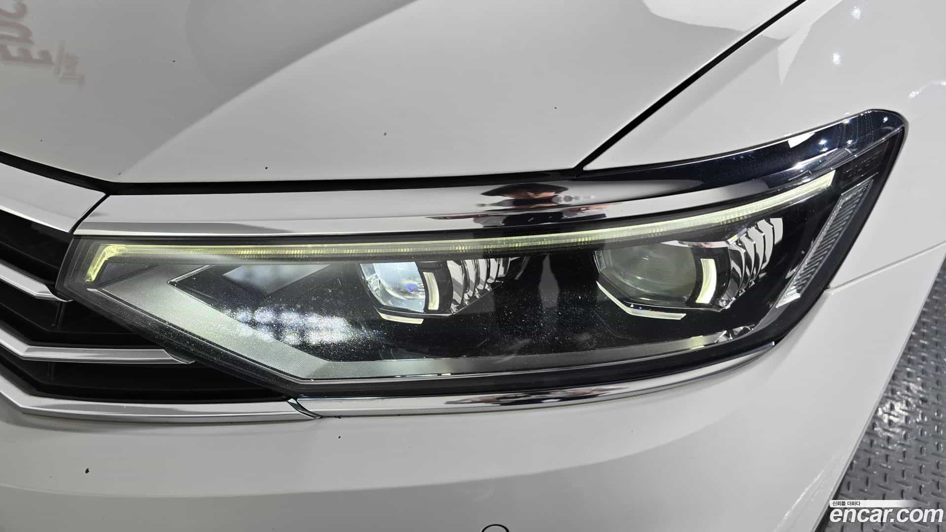 Passat Volkswagen 2021.5-OUTER-032