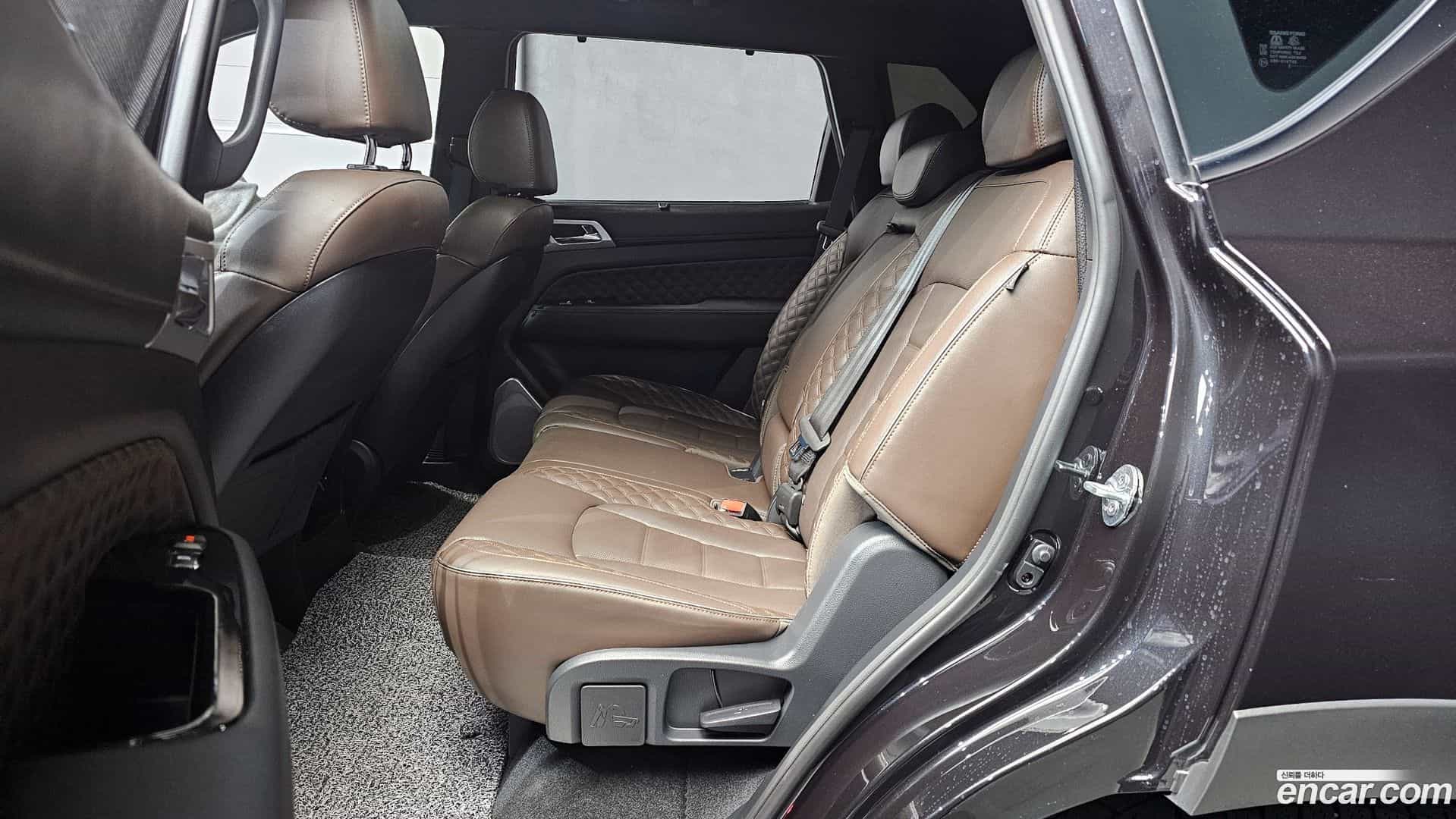 Rexton KG Mobility 2022.10-OPTION-016