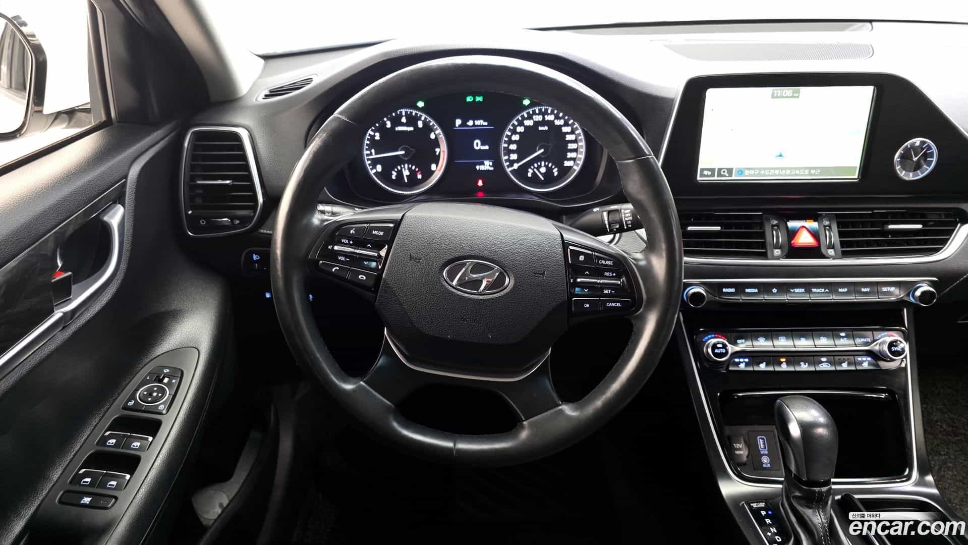 Grandeur Hyundai 2016.11-OPTION-017