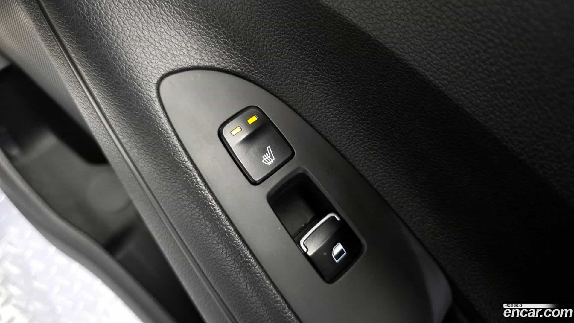 Grandeur Hyundai 2016.11-OPTION-023
