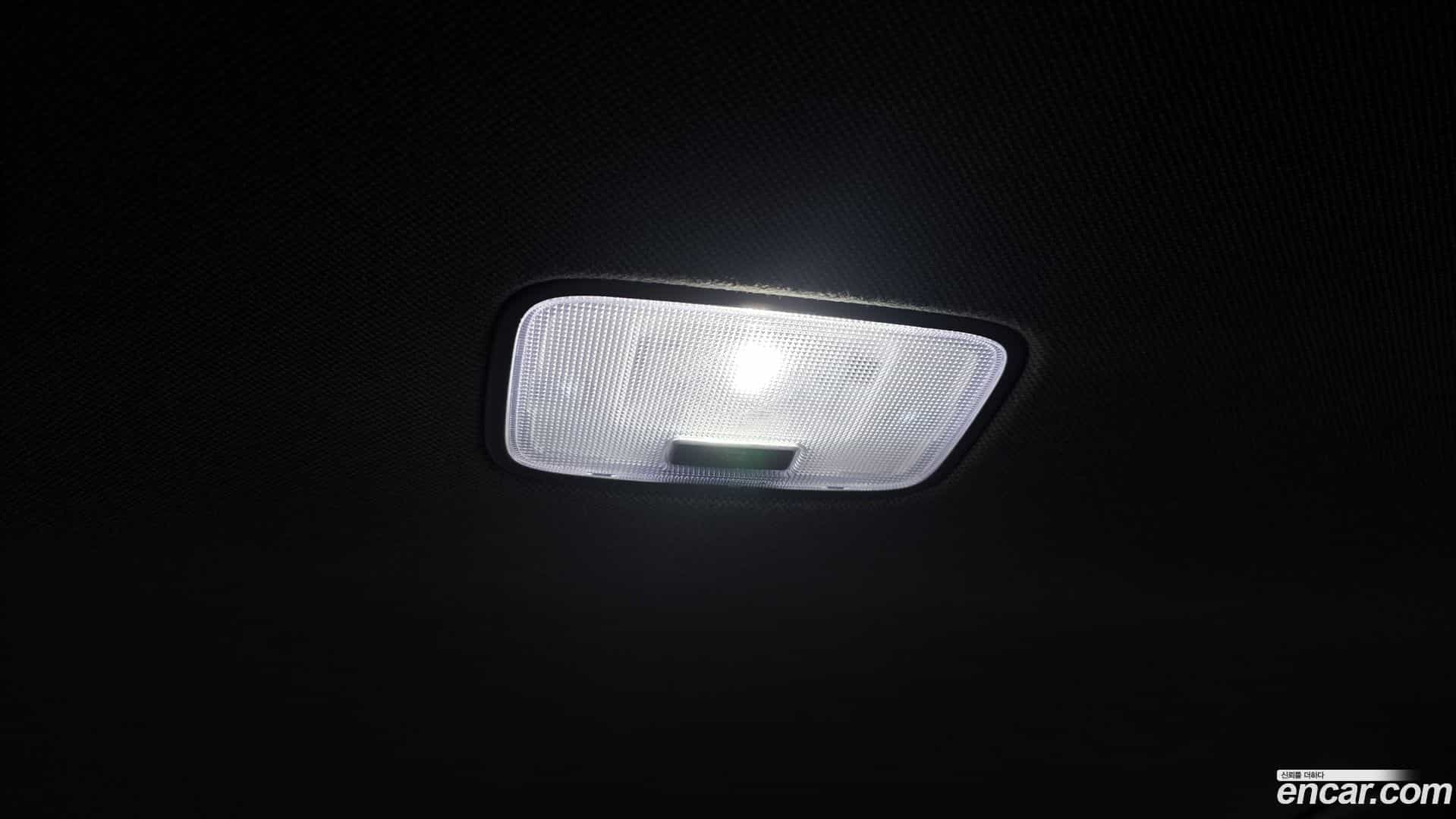 AVANTE Hyundai 2022.0-OPTION-040