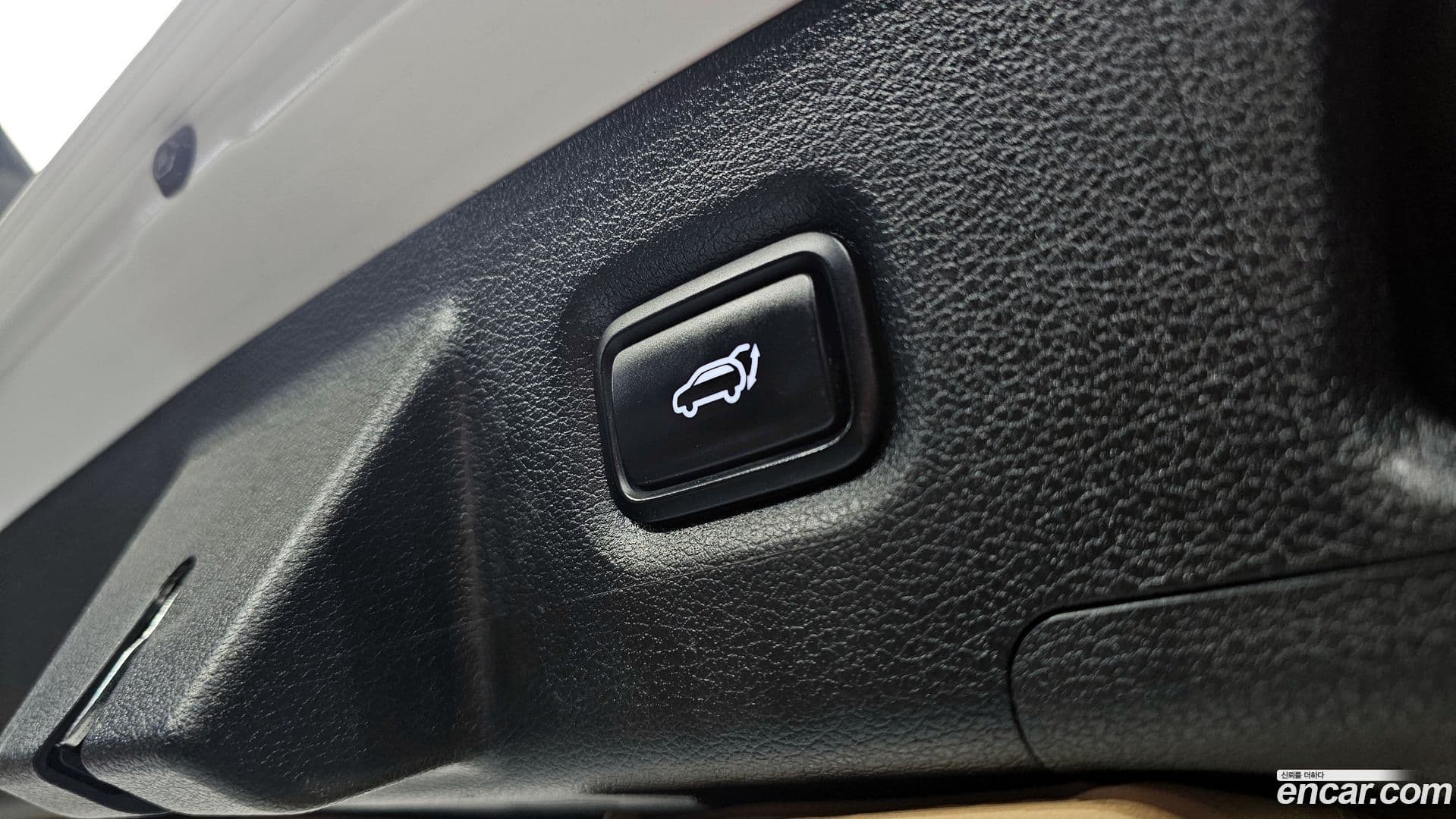 Main__Slider__Photo:Santafe Hyundai 2022.6-18
