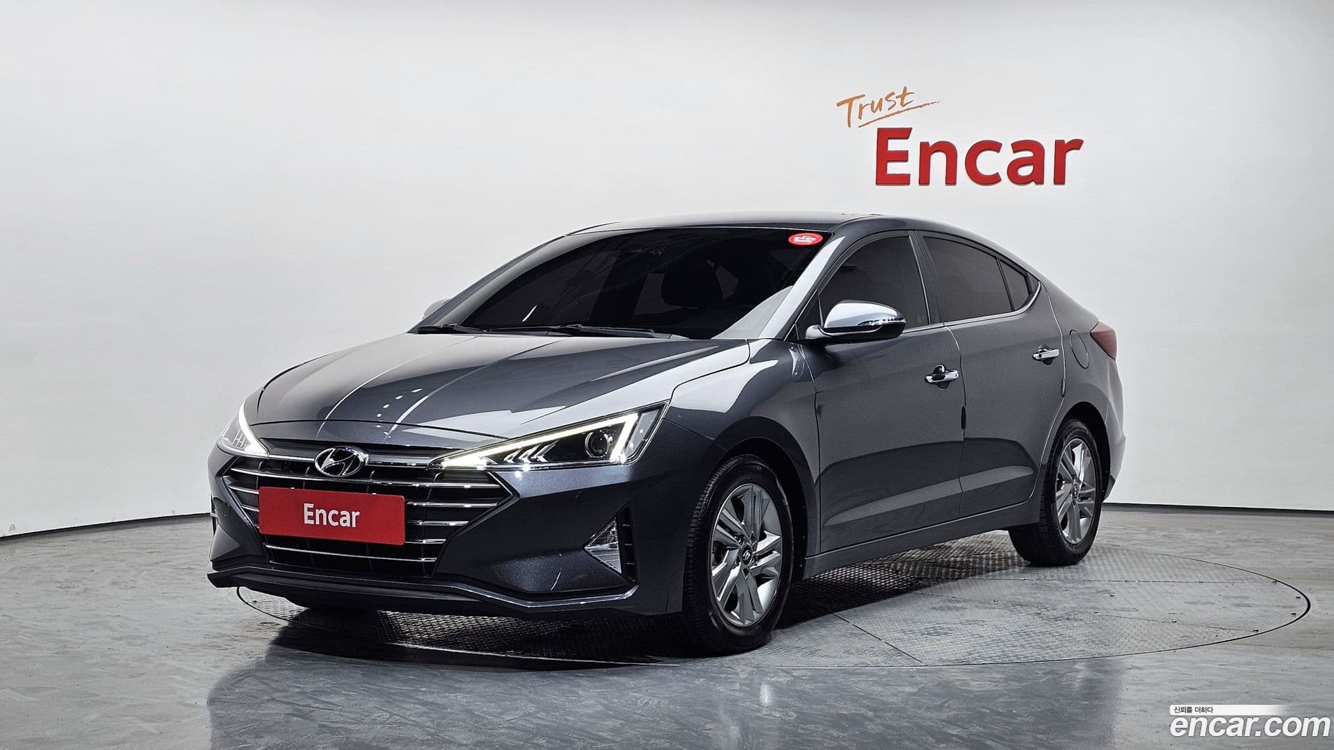 Main__Slider__Photo:AVANTE Hyundai 2019.6-0