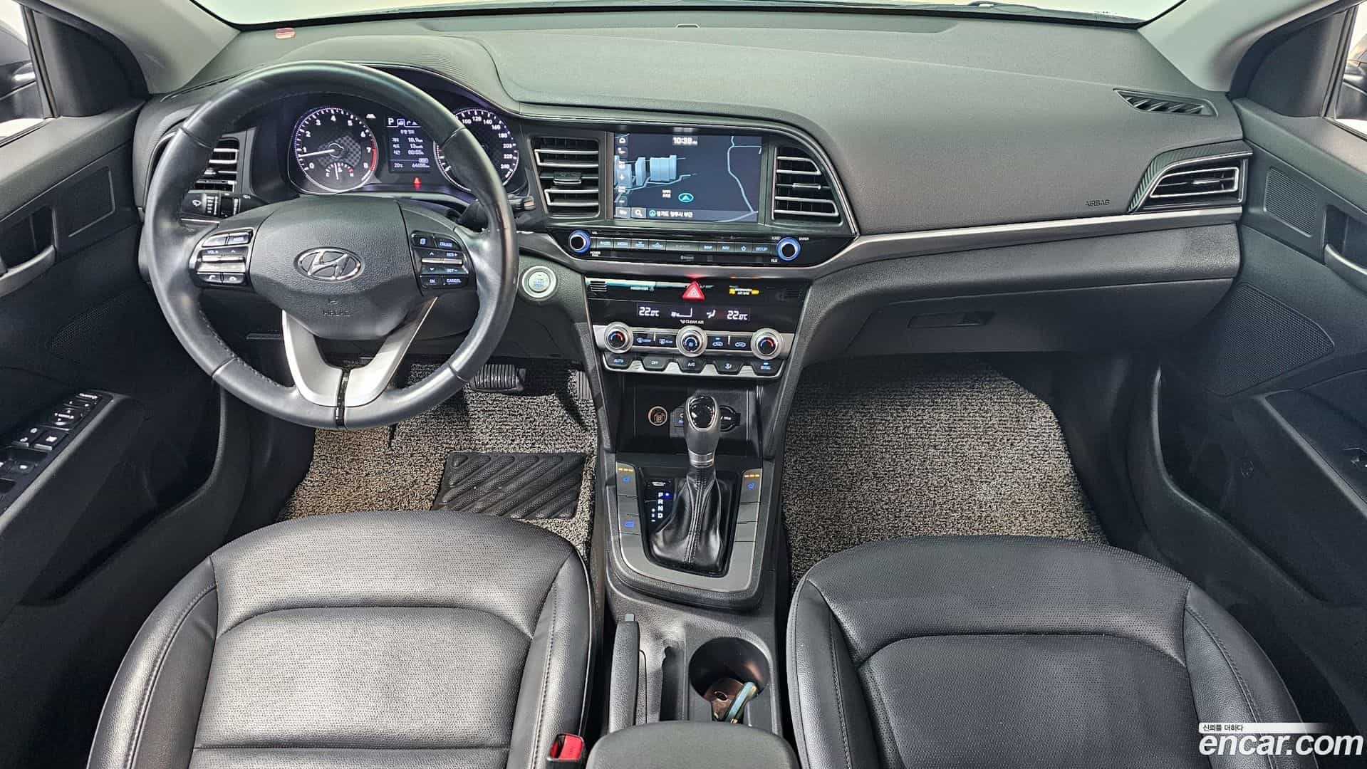 AVANTE Hyundai 2019.6-INNER-007