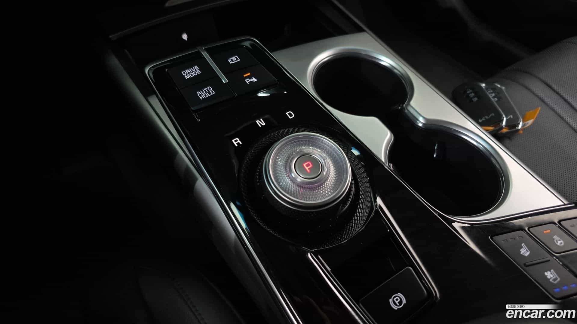 K8 Kia 2024.0-INNER-009