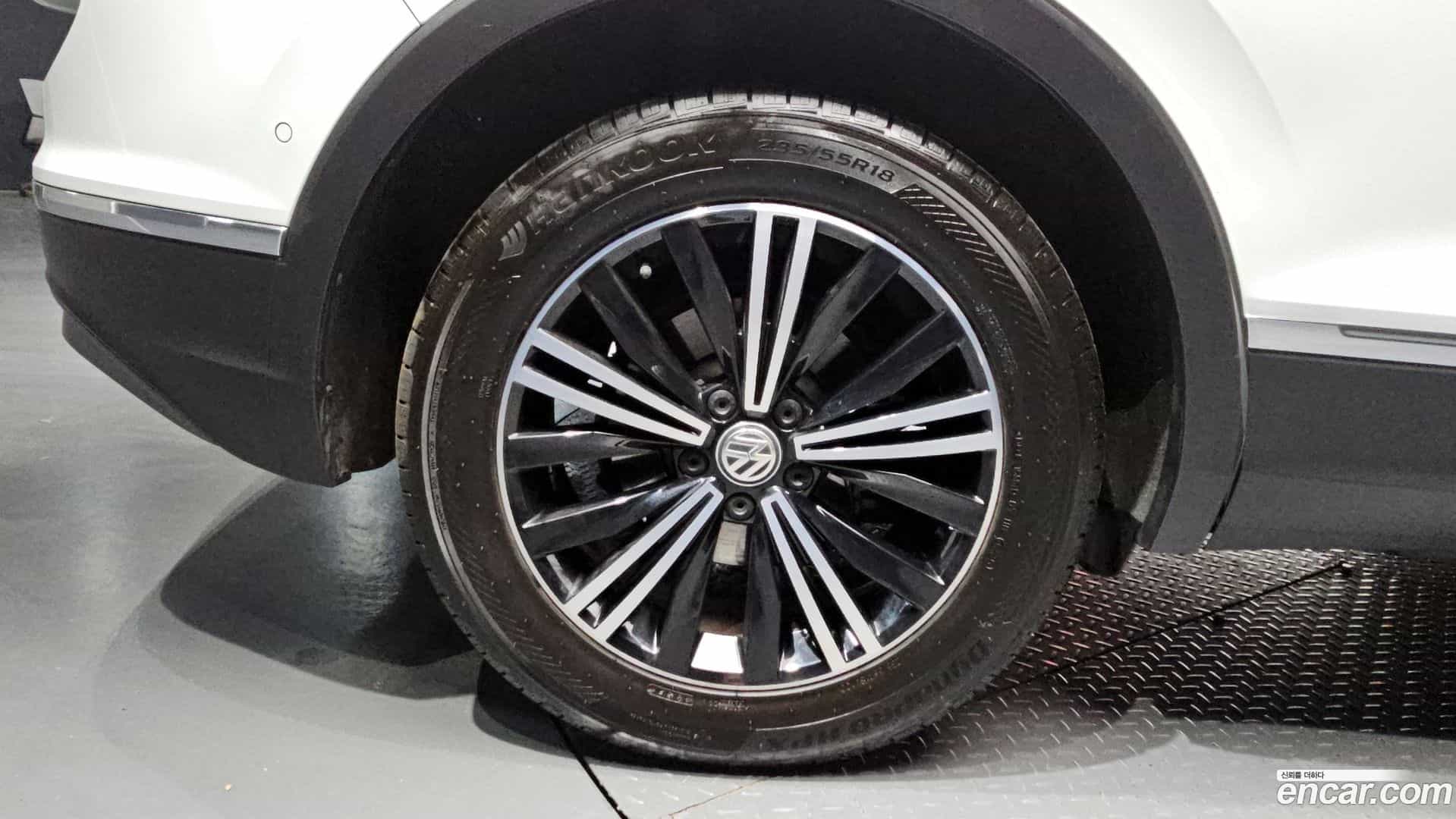 Tiguan Volkswagen 2020.4-OUTER-031