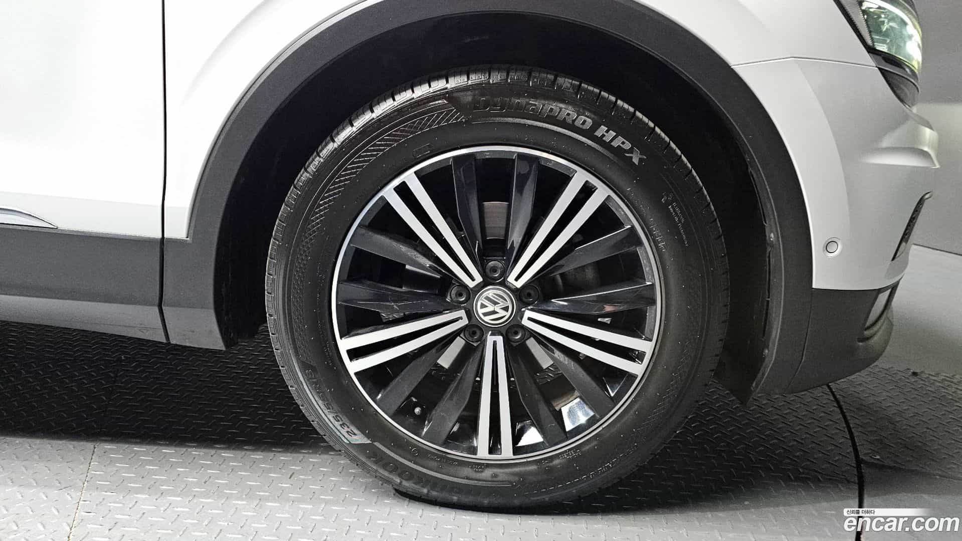 Tiguan Volkswagen 2020.4-OPTION-049
