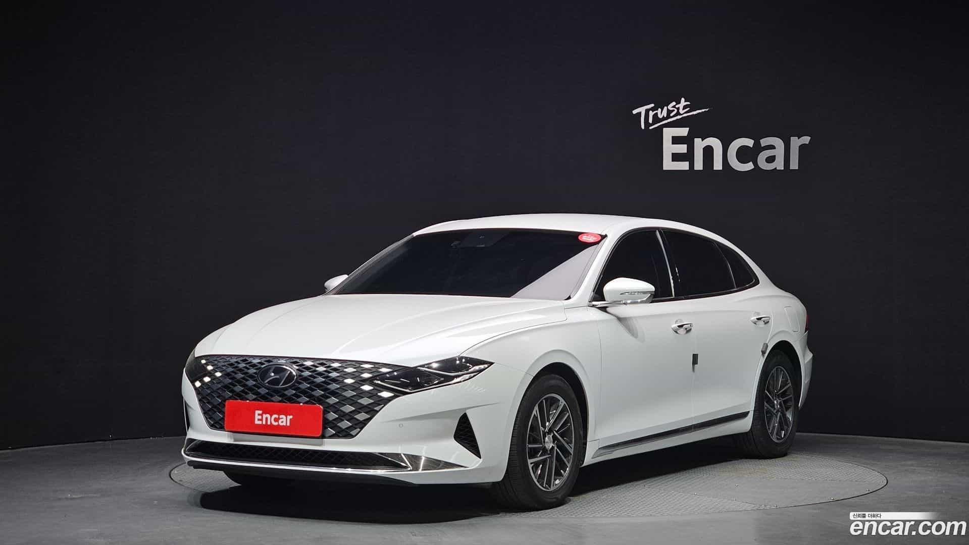 Grandeur Hyundai 2021.1-OUTER-001