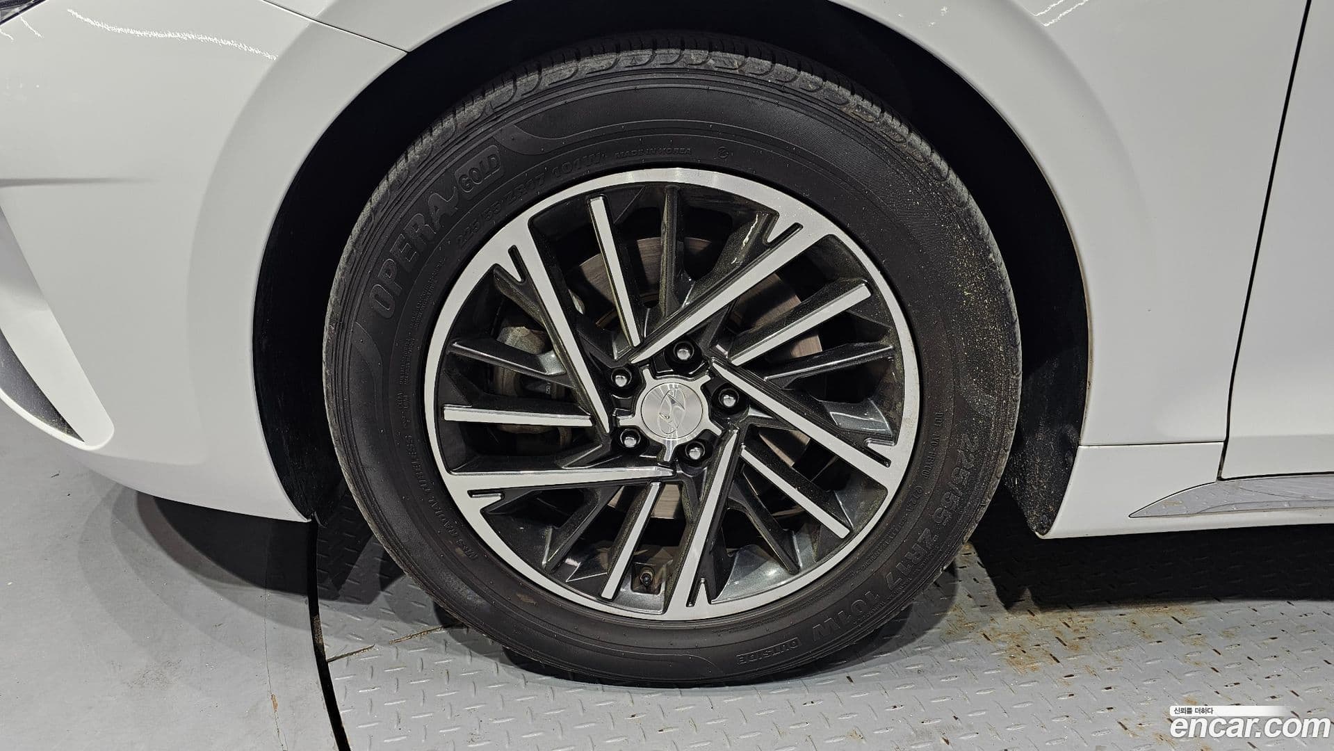 Main__Slider__Photo:Grandeur Hyundai 2021.1-4