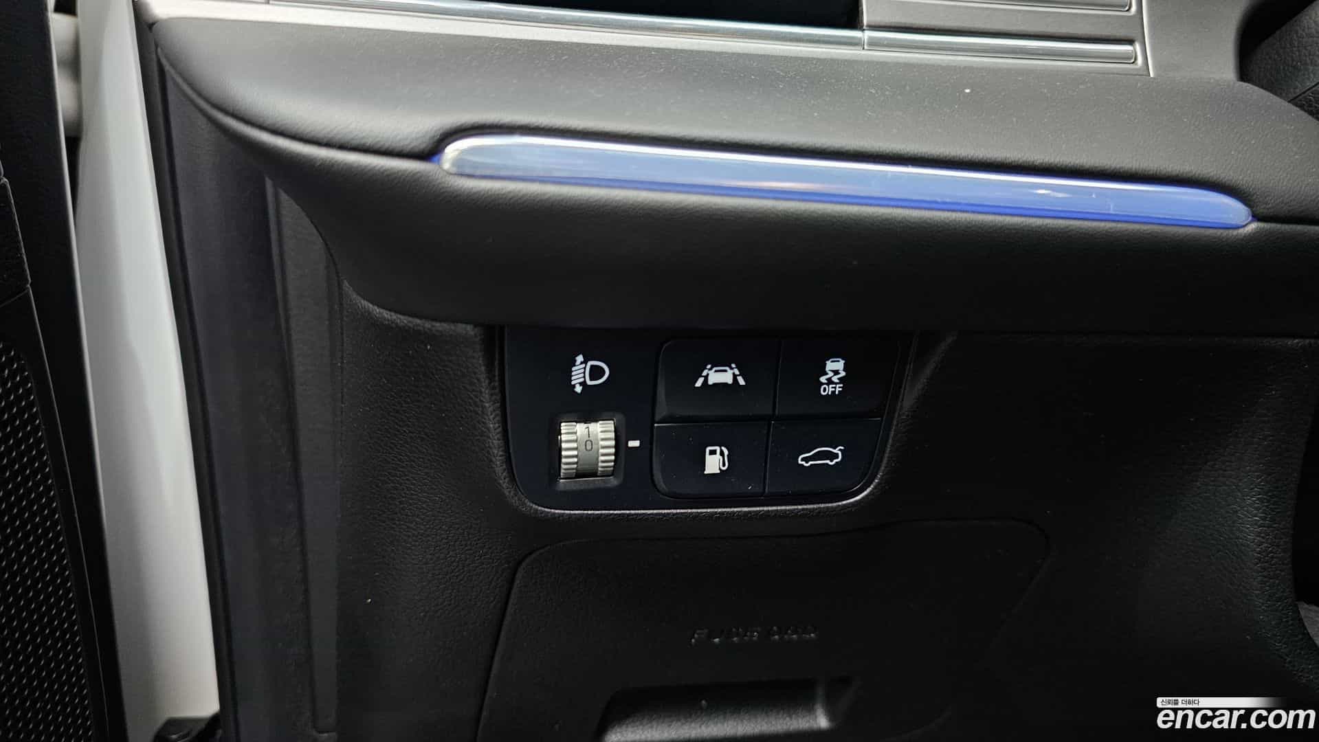 Grandeur Hyundai 2021.1-OPTION-020