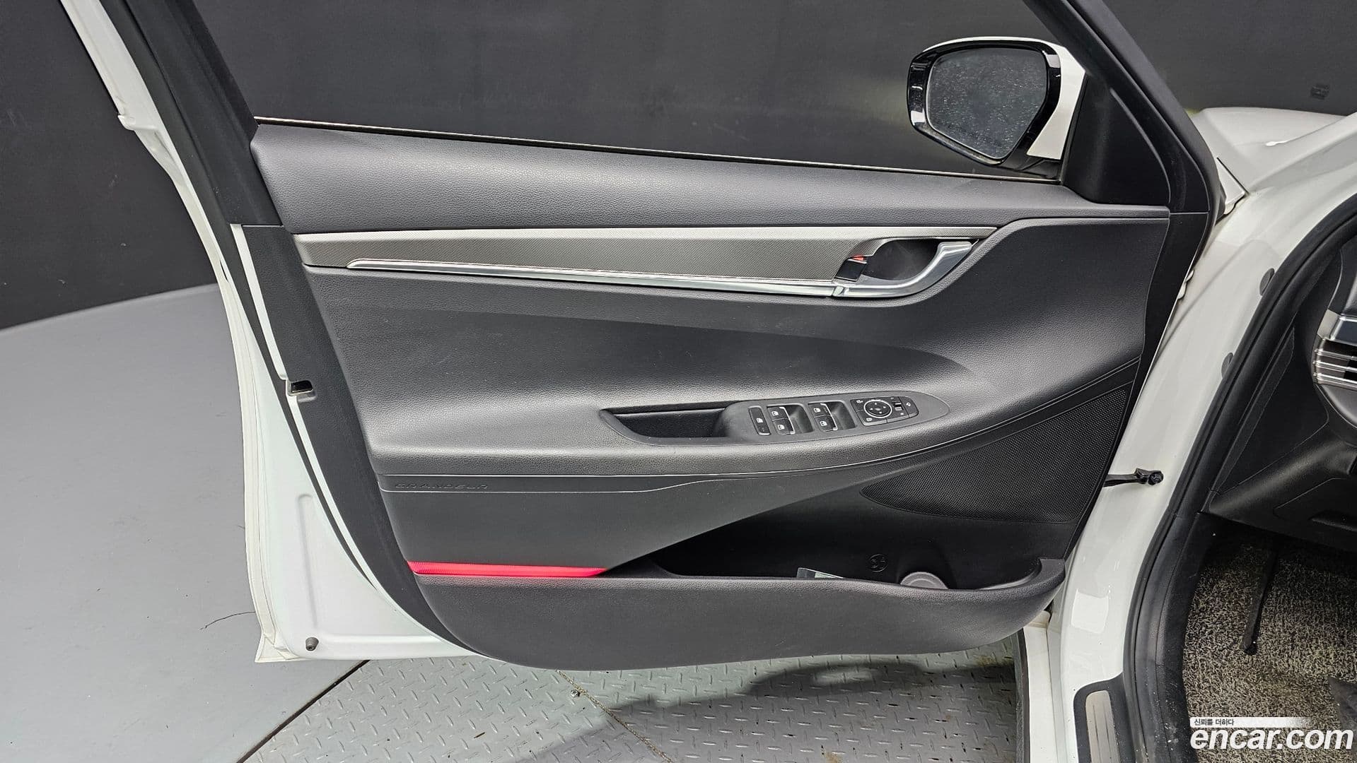 Main__Slider__Photo:Grandeur Hyundai 2021.1-23