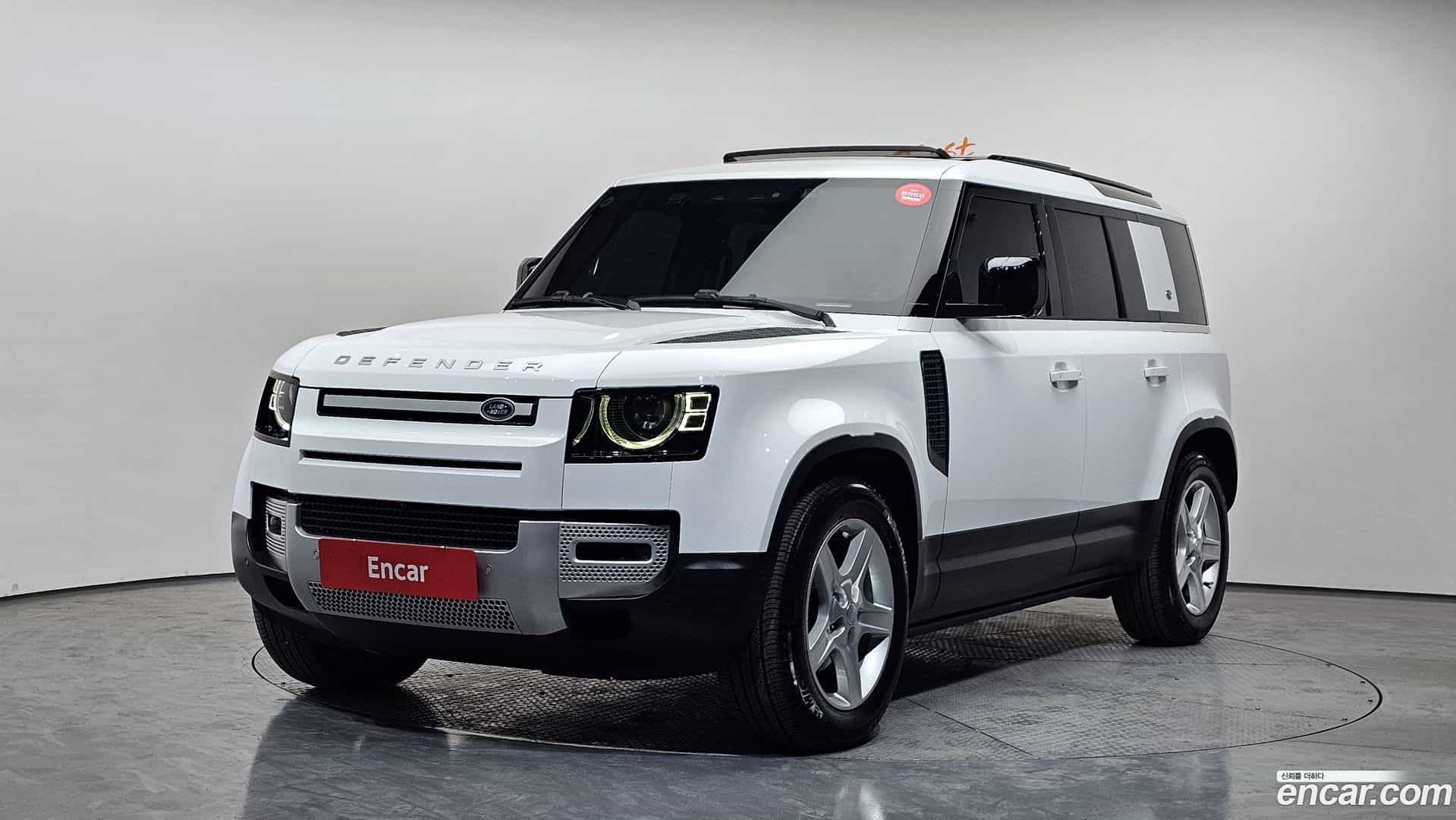 Defender Land Rover 2021.10-OUTER-001
