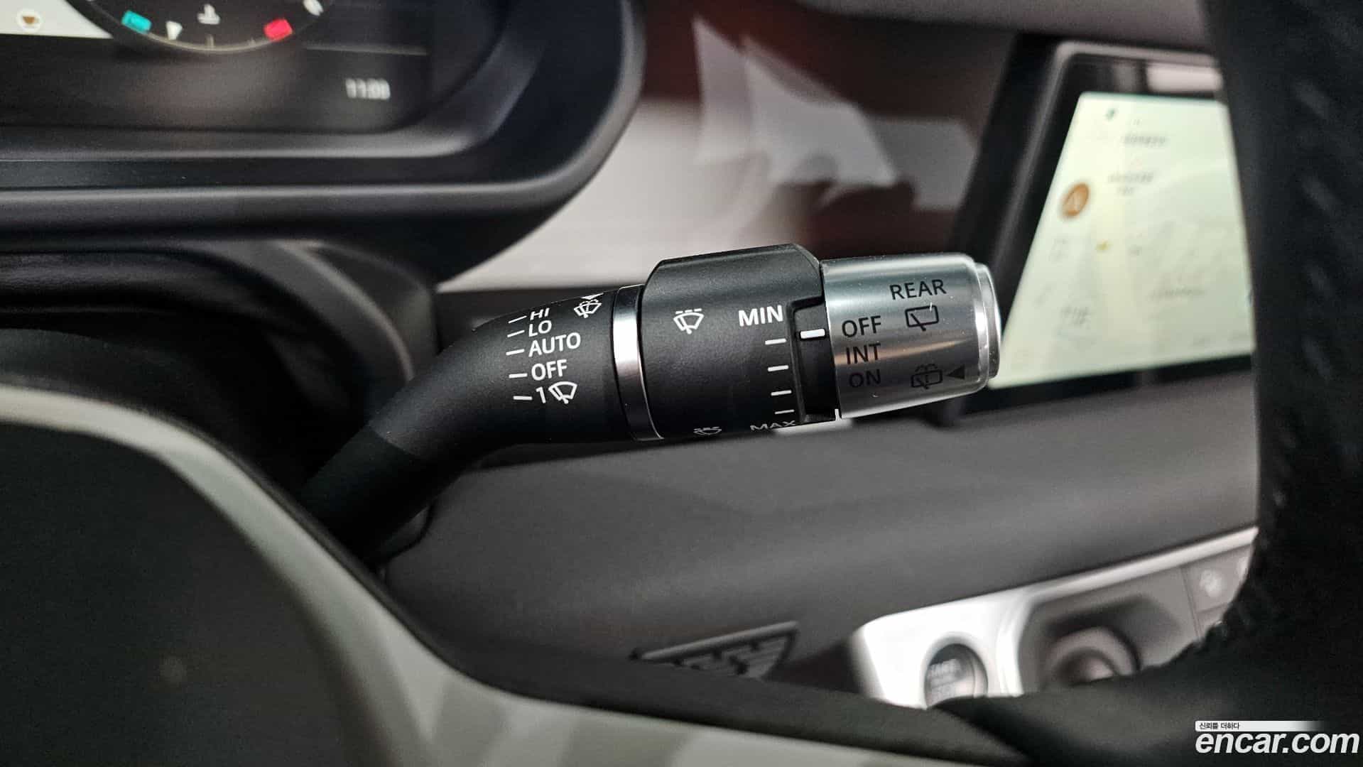 Defender Land Rover 2021.10-OPTION-040
