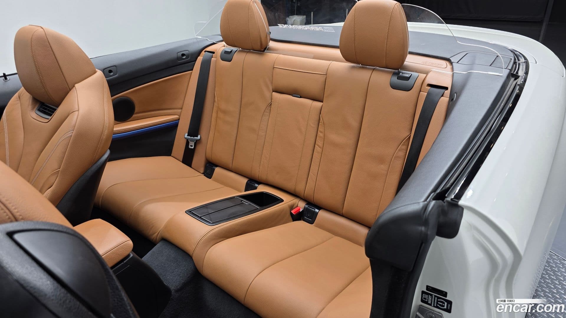 Main__Slider__Photo:4-Series BMW 2017.3-10