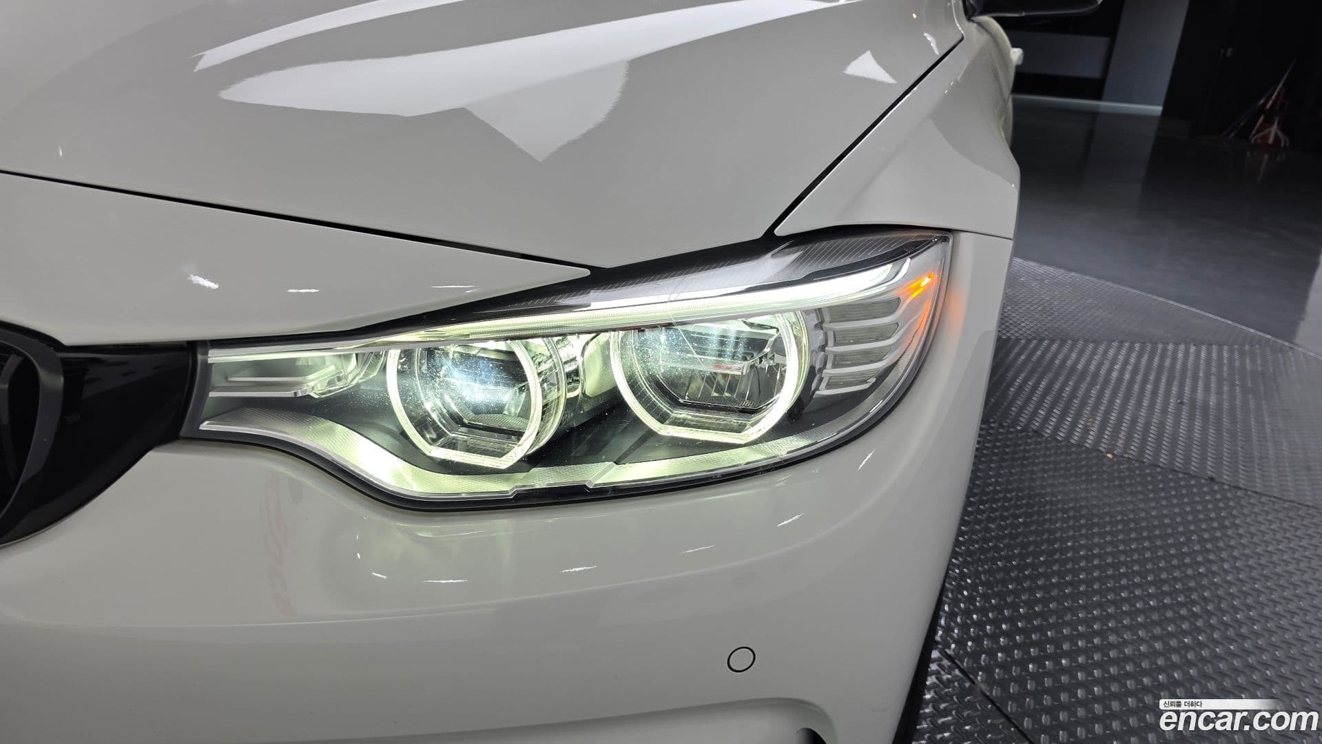 Main__Slider__Photo:4-Series BMW 2017.3-21