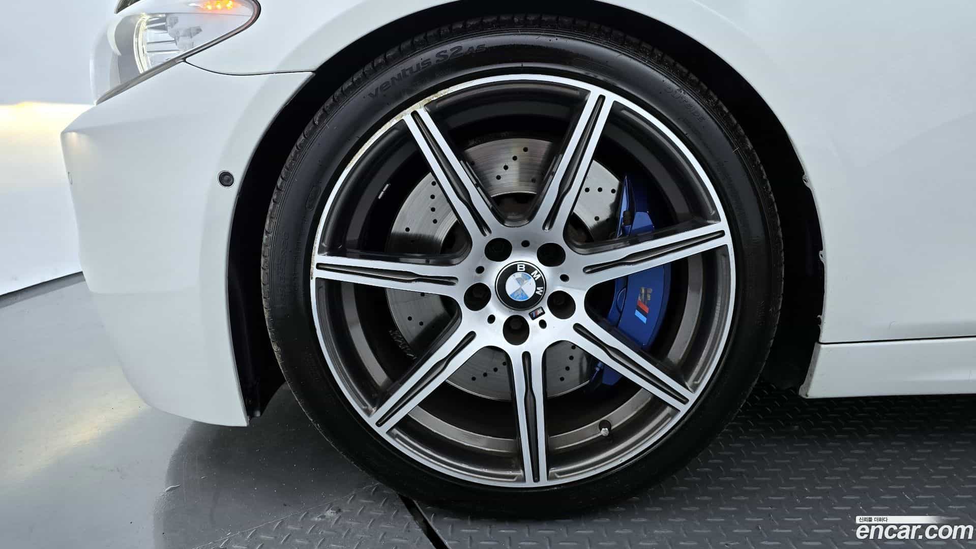M5 BMW 2012.10-OUTER-005