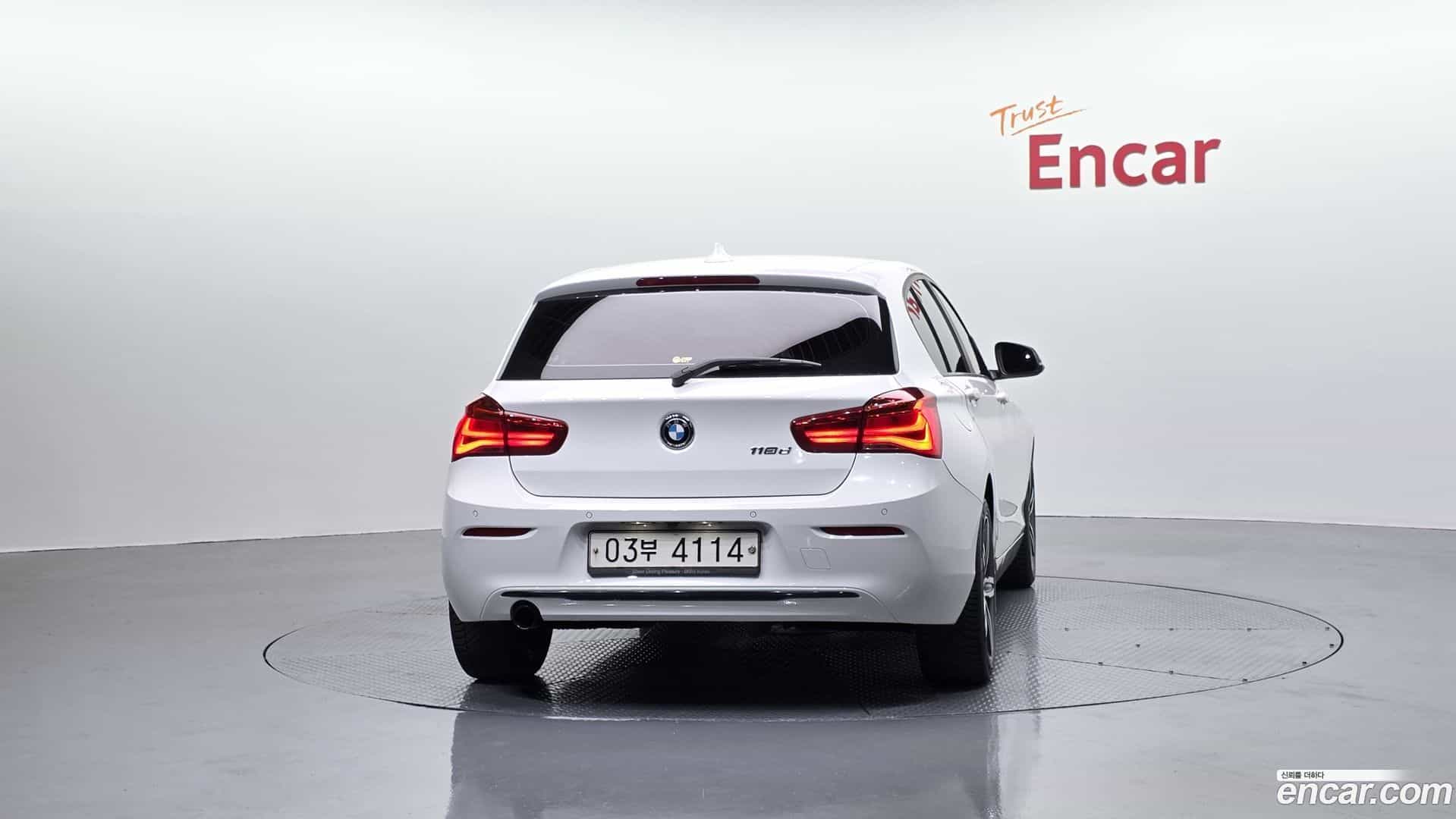 1-Series BMW 2017.4-OUTER-004