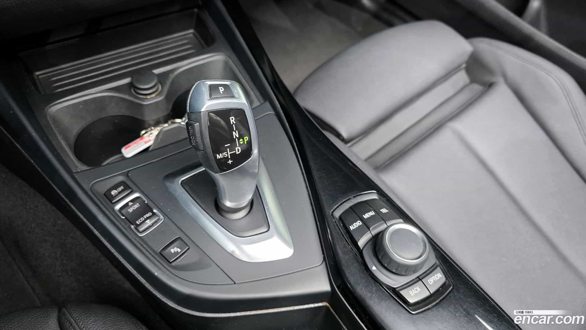 1-Series BMW 2017.4-INNER-009