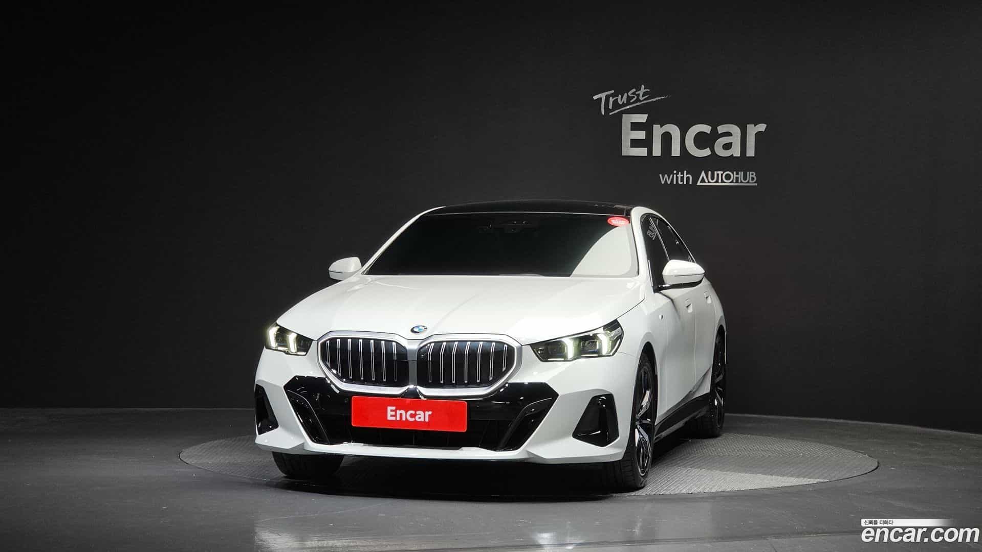 5-Series BMW 2024.1-OUTER-003