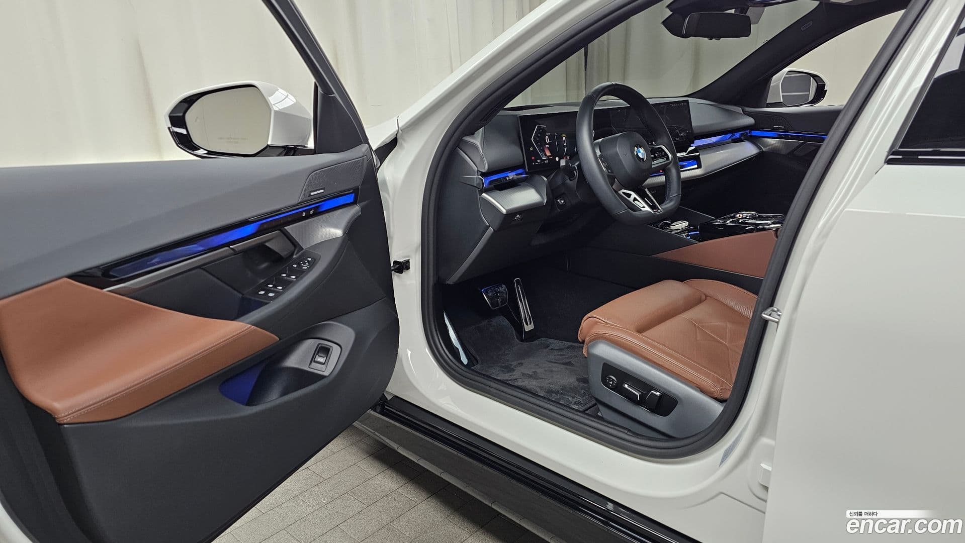 Main__Slider__Photo:5-Series BMW 2024.1-9