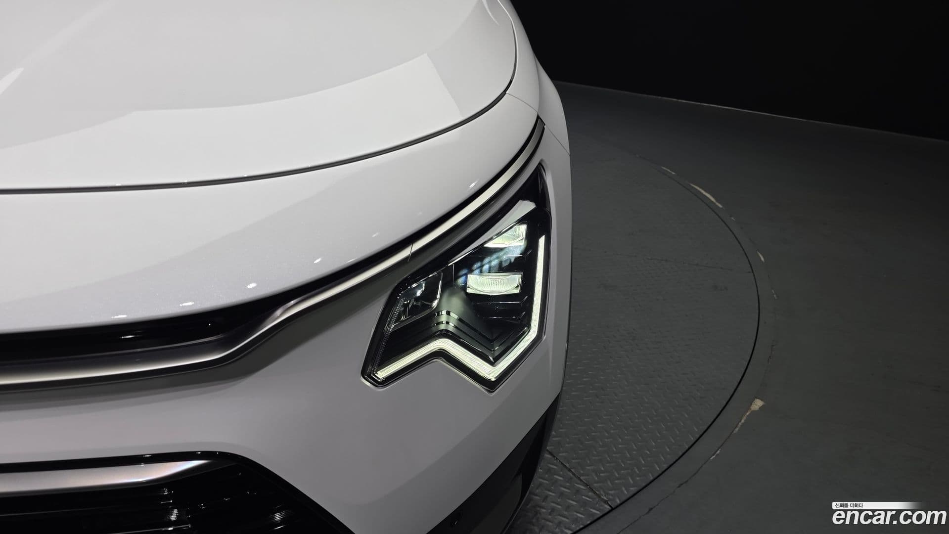 Main__Slider__Photo:Niro Kia 2025.3-21