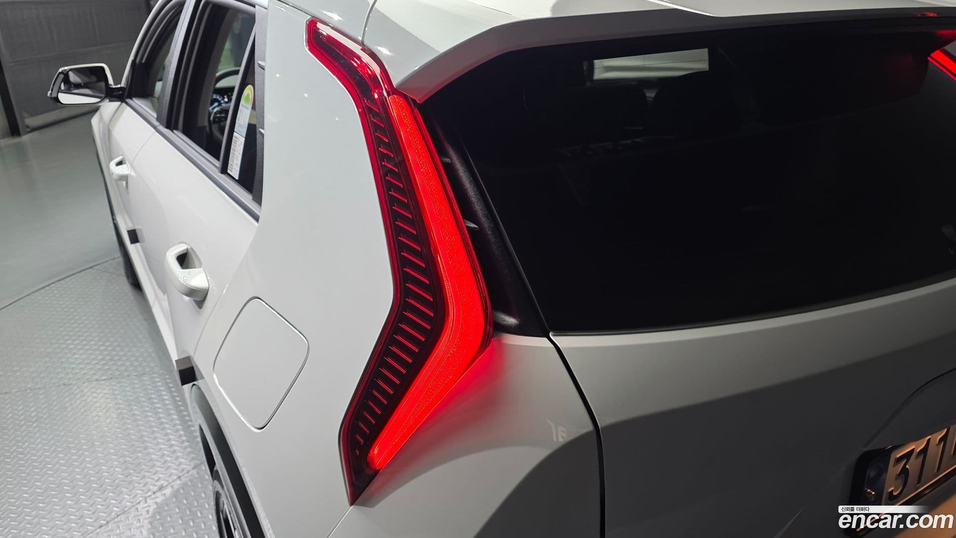 Main__Slider__Photo:Niro Kia 2025.3-22