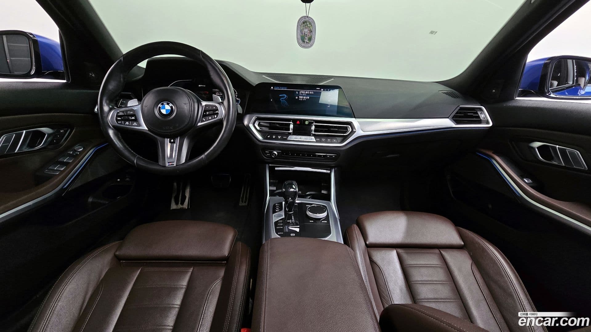 Main__Slider__Photo:3-Series BMW 2021.4-6