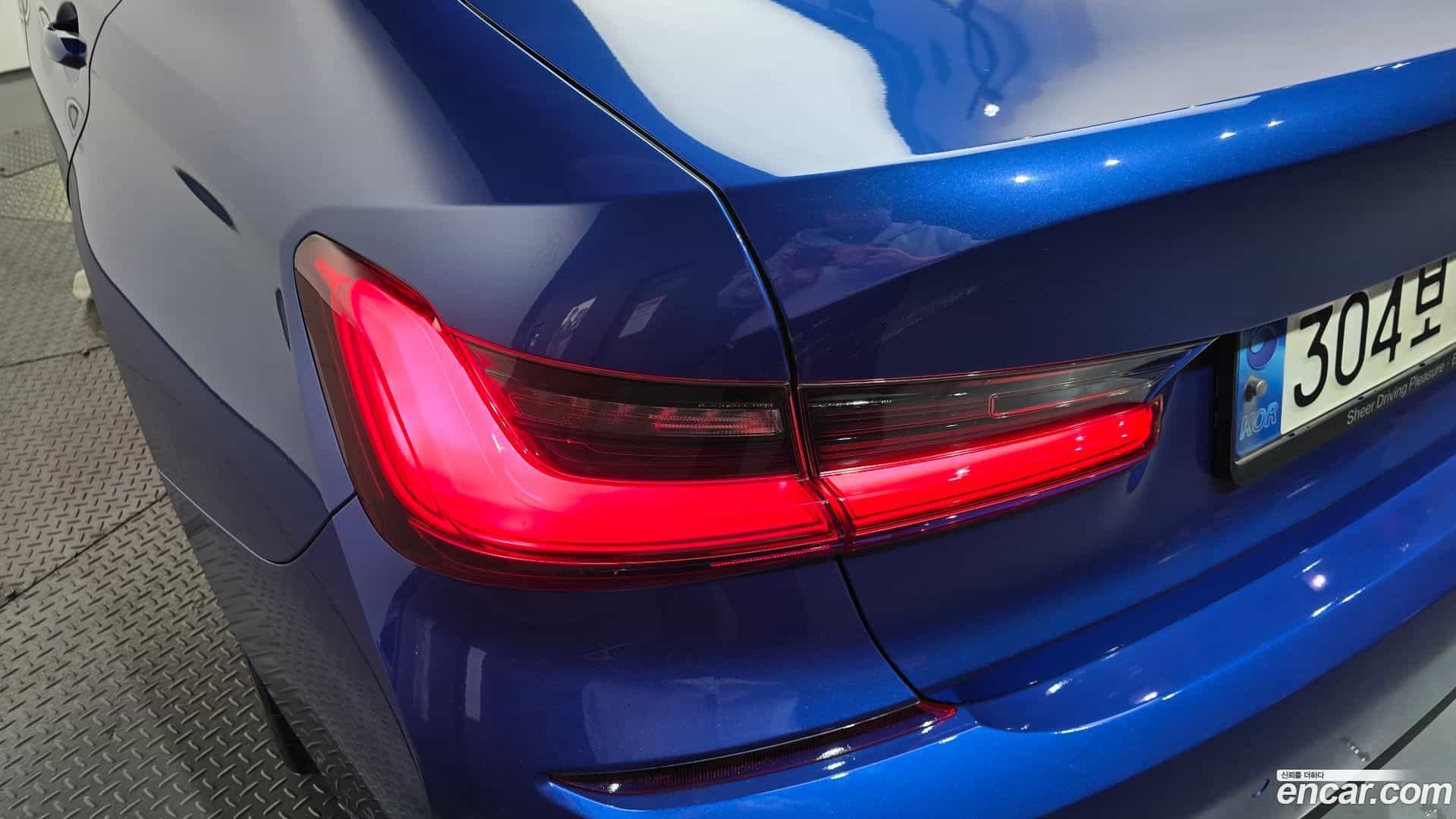3-Series BMW 2021.4-OUTER-033