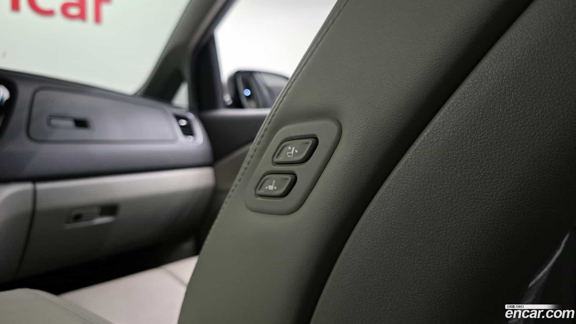 Canival Kia 2017.6-OPTION-023