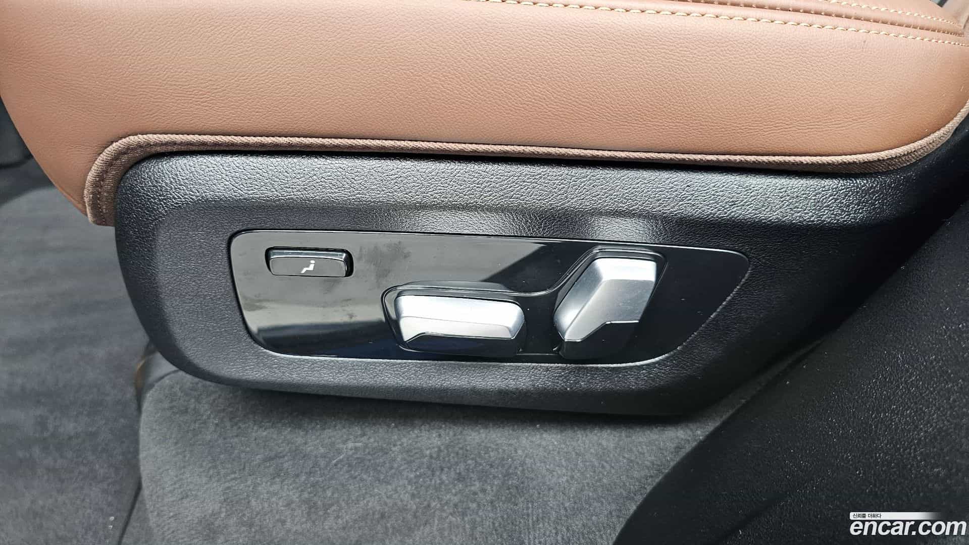 X5 BMW 2023.7-OPTION-050
