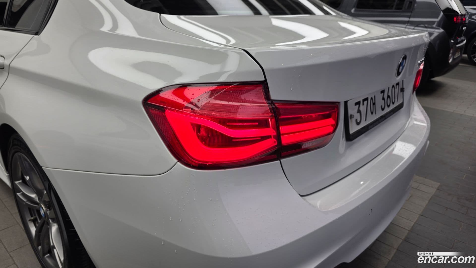 Main__Slider__Photo:3-Series BMW 2018.11-22