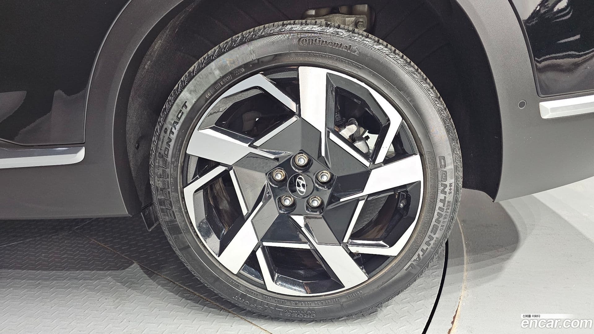 Main__Slider__Photo:Santafe Hyundai 2021.3-20