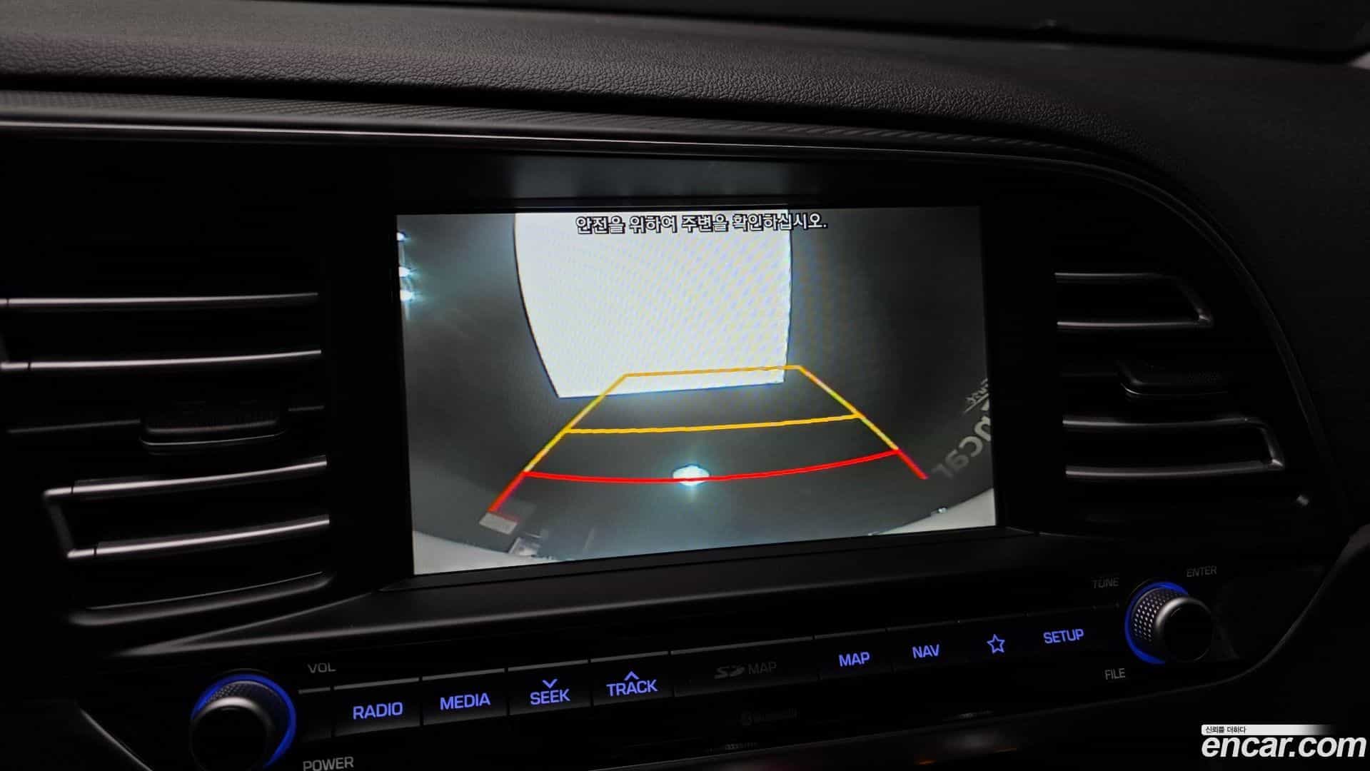 AVANTE Hyundai 2019.0-OPTION-019