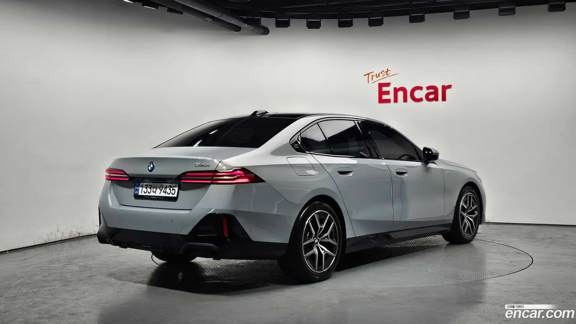 5-Series BMW 2024.9-OUTER-002