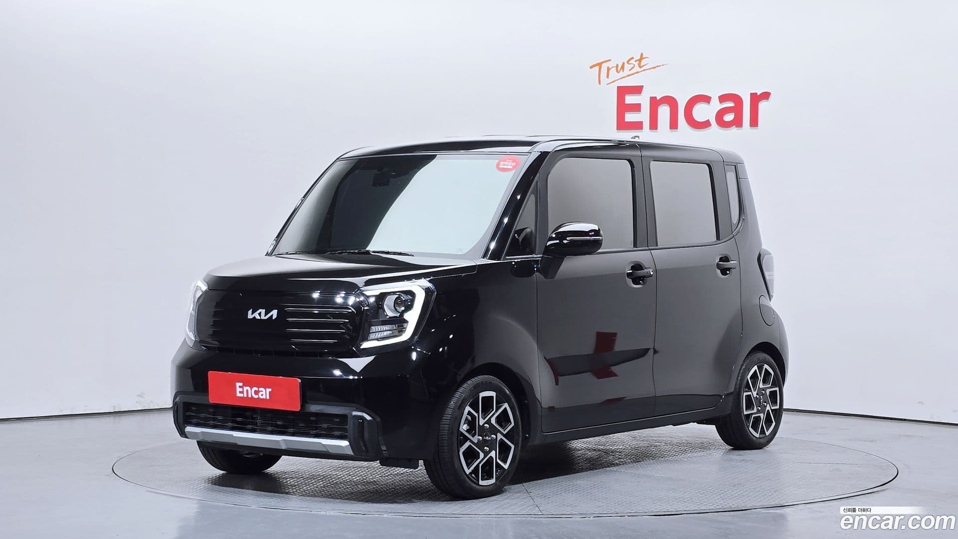 Main__Slider__Photo:RAY Kia 2024.3-0