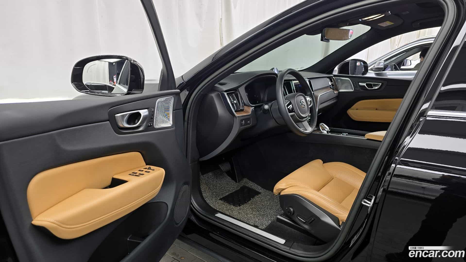 XC60 Volvo 2022.5-INNER-010