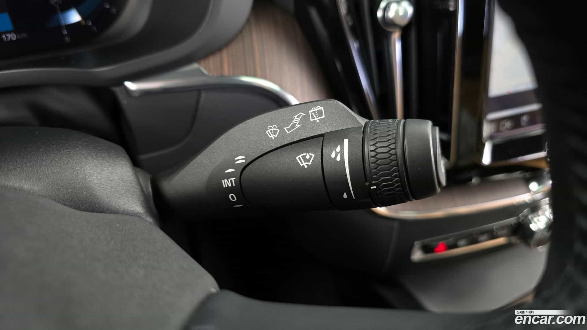 XC60 Volvo 2022.5-OPTION-043