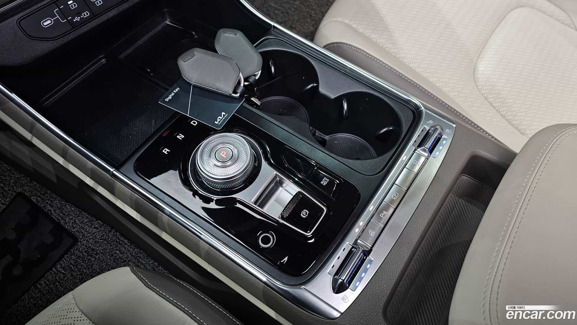 Canival Kia 2025.1-INNER-009