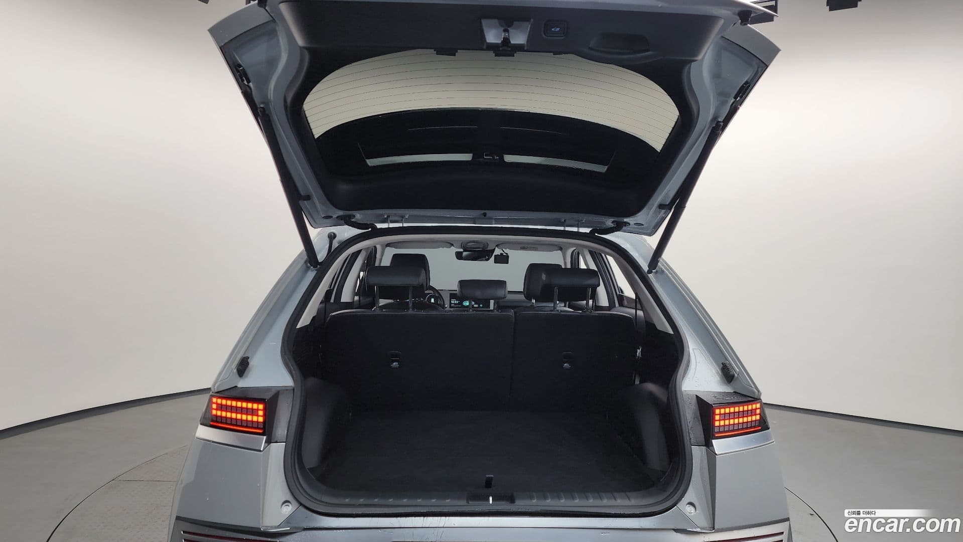 Main__Slider__Photo:Ioniq5 Hyundai 2021.11-17