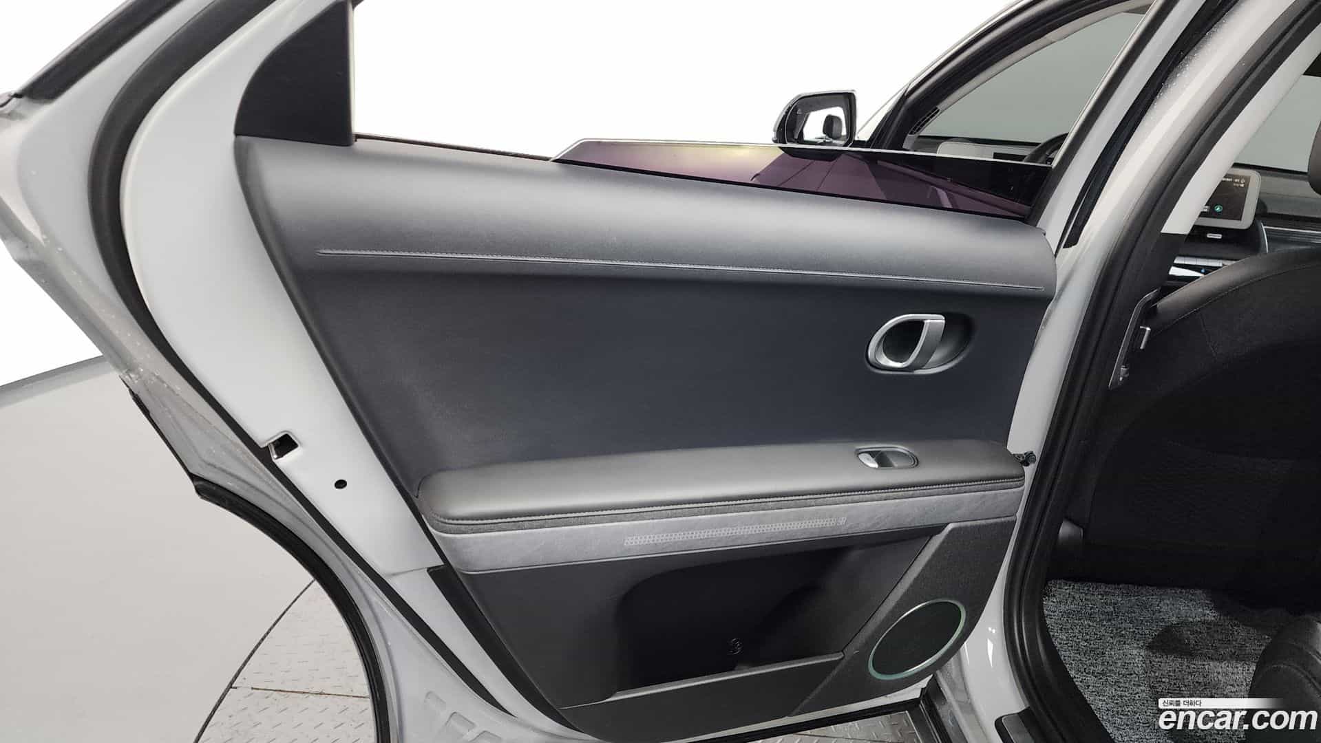 Ioniq5 Hyundai 2021.11-INNER-035
