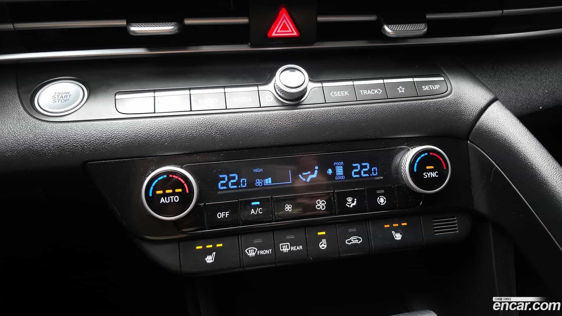 AVANTE Hyundai 2022.2-OPTION-021