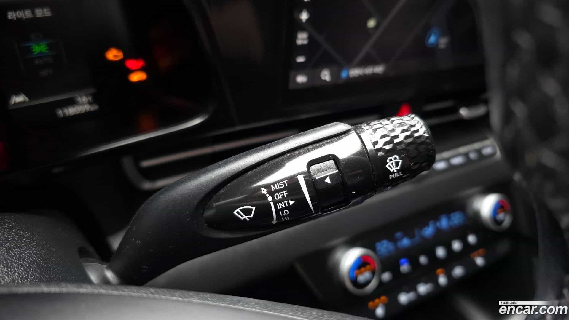 AVANTE Hyundai 2022.2-OPTION-041