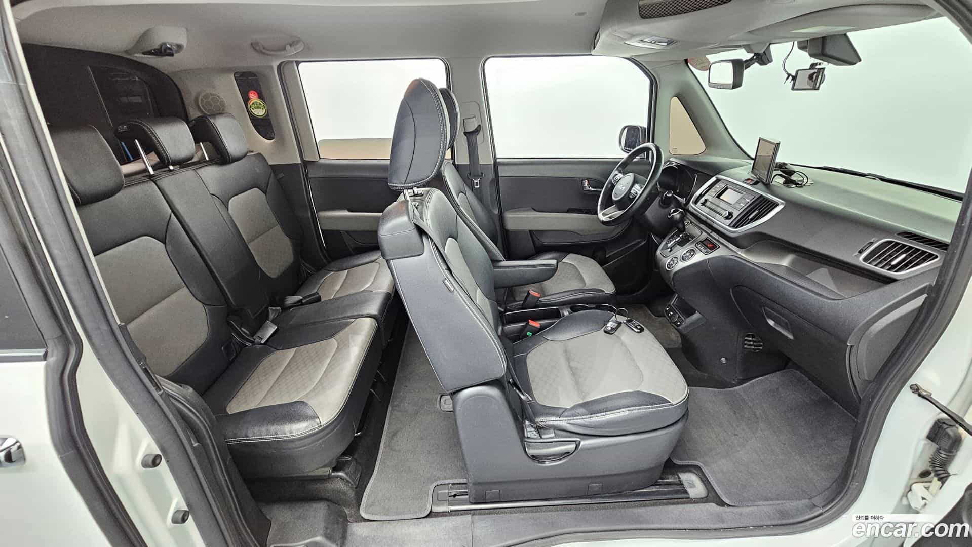 RAY Kia 2022.2-INNER-036