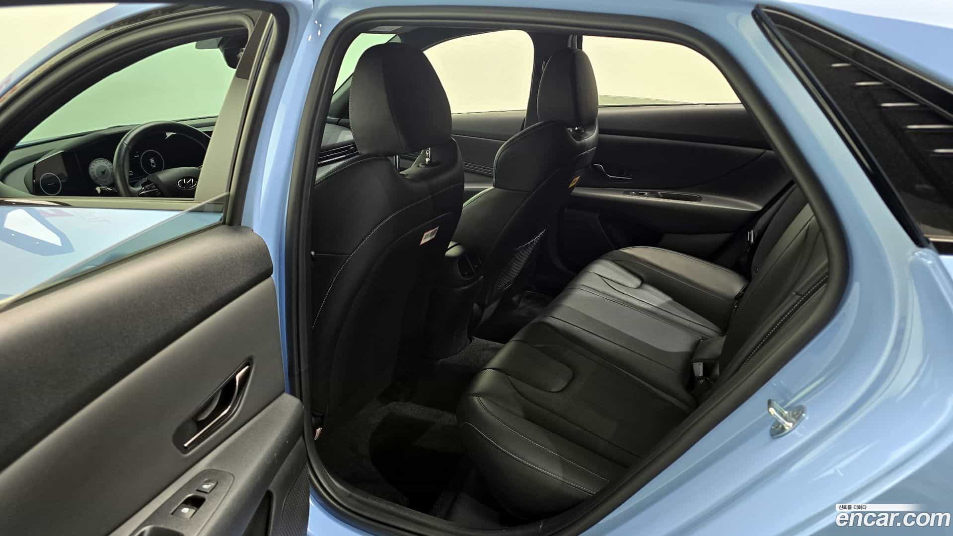 AVANTE Hyundai 2022.3-OPTION-015