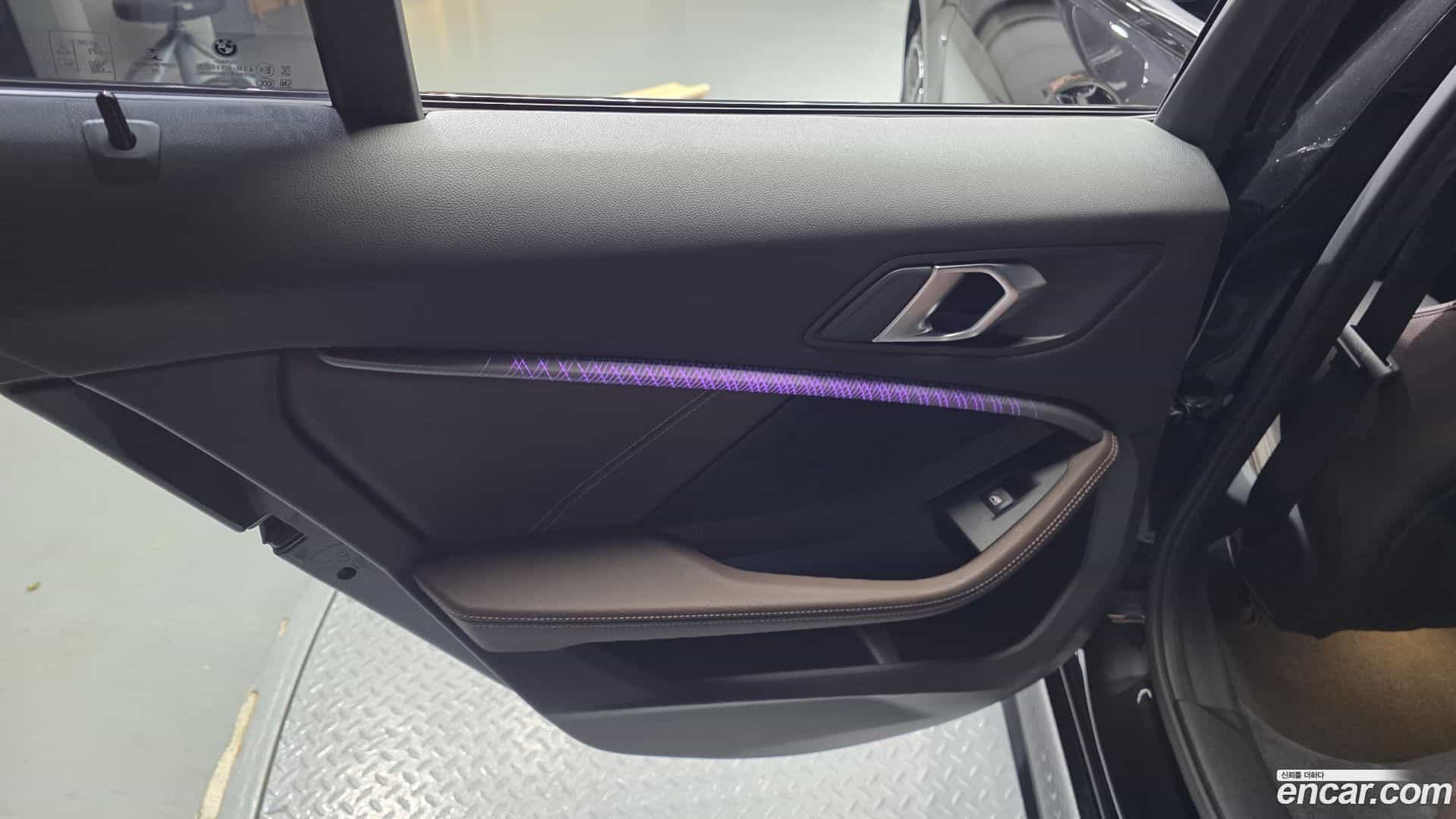 1-Series BMW 2021.2-INNER-035