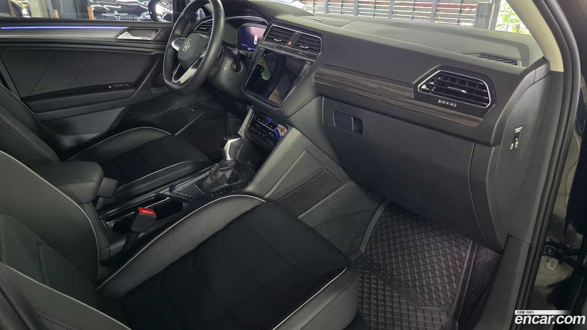 Tiguan Volkswagen 2024.7-OPTION-024